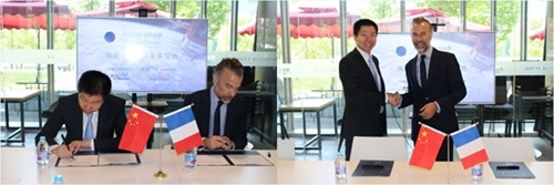 Haofeng Lai and Javier Gimeno sign the MoU